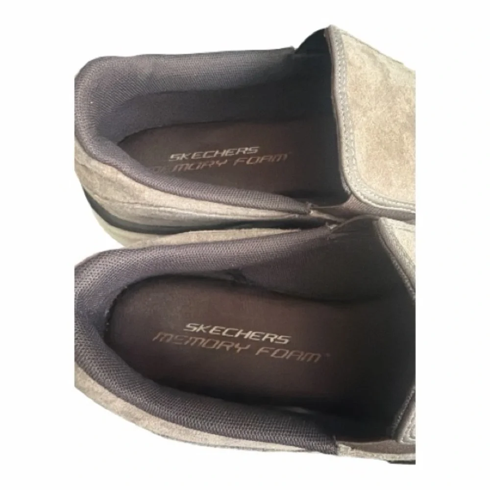 Skechers Suede Men's Beige Memory Foam Slip-On Loafers Size 12 NWOT - Picture 3 of 7